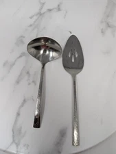 International Wm Rogers Mfg Deluxe Stainless  FUTURA  Pie Server Gravy Ladle