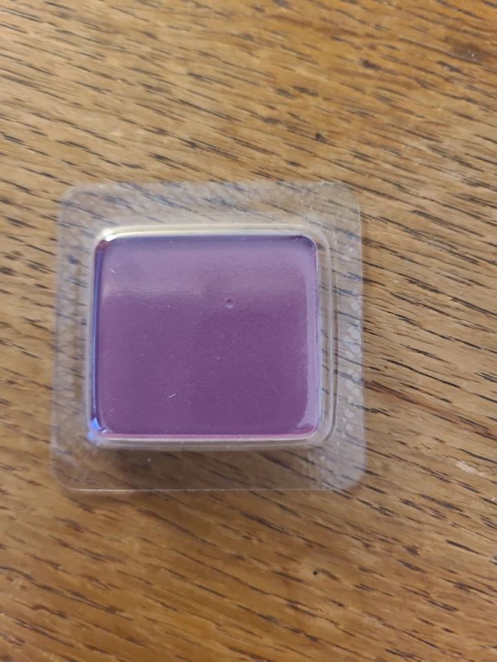 INGLOT FREEDOM SYSTEM Matte Eye Shadow US purple #375 - Image 3 of 4