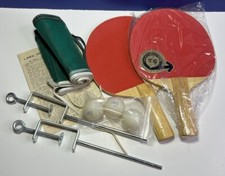 Vintage Trans Global Sports Table Tennis Lot: 2 Paddles, Net, Balls  Hardware