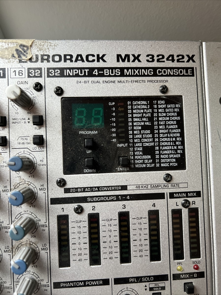 Behringer Eurorack MX 3242X 32 Input 4 Bus Mixing Console | eBay