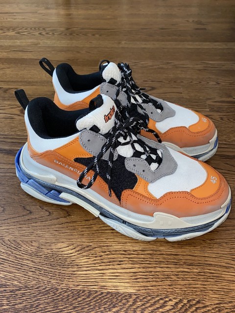 balenciaga triple s shoelaces