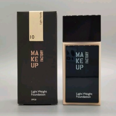 Make Up Factory: Light Weight Foundation - 10 Light Vanilla - 30 ml