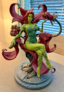 Tweeterhead Poison Ivy Variant 1/6 Scale Maquette Statue 420/600