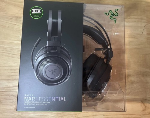 Razer Nari Essential Wireless THX Gaming Headset PC Mac PS4 SCHWARZ