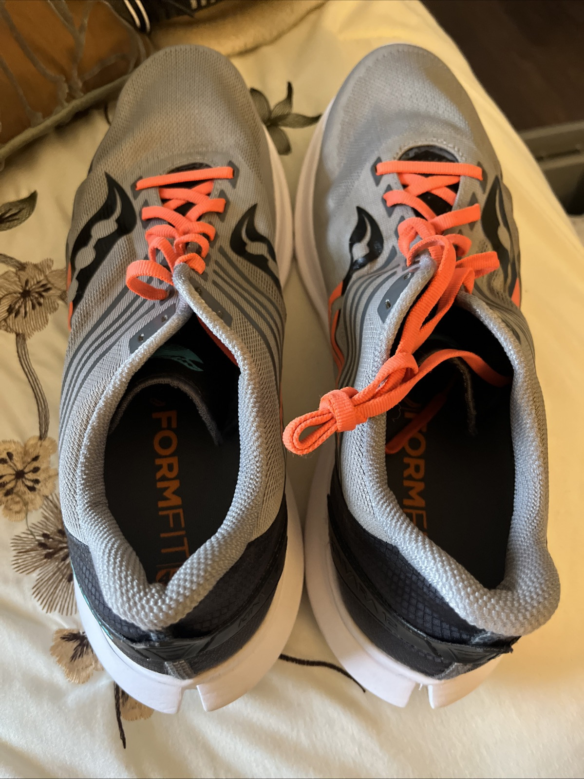 SAOLA Uomo 12 5. Kinmara. Saucony