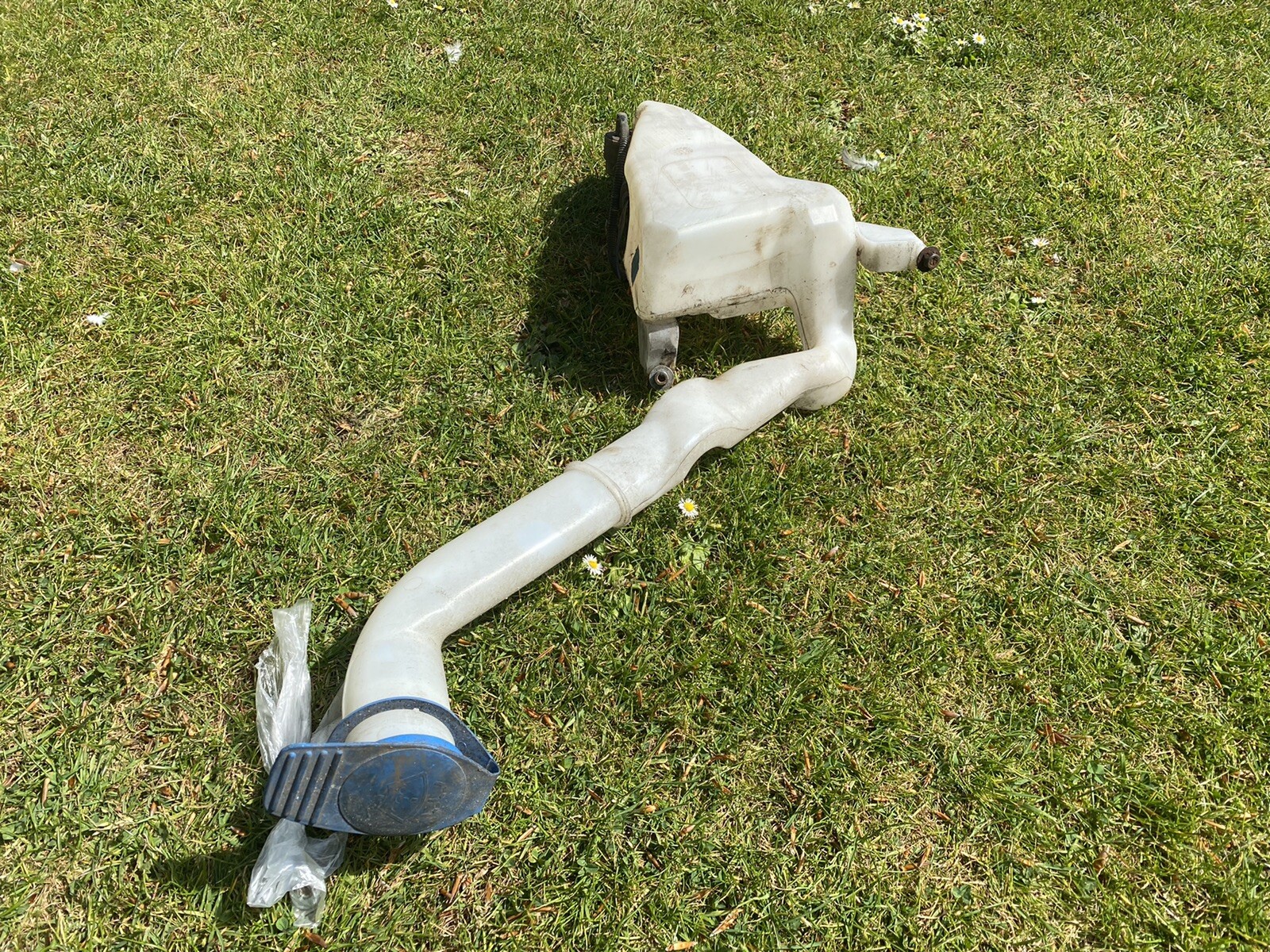 SEAT Windscreen Washer Bottle Tank With Pump 6Q0955453N Mk4 for