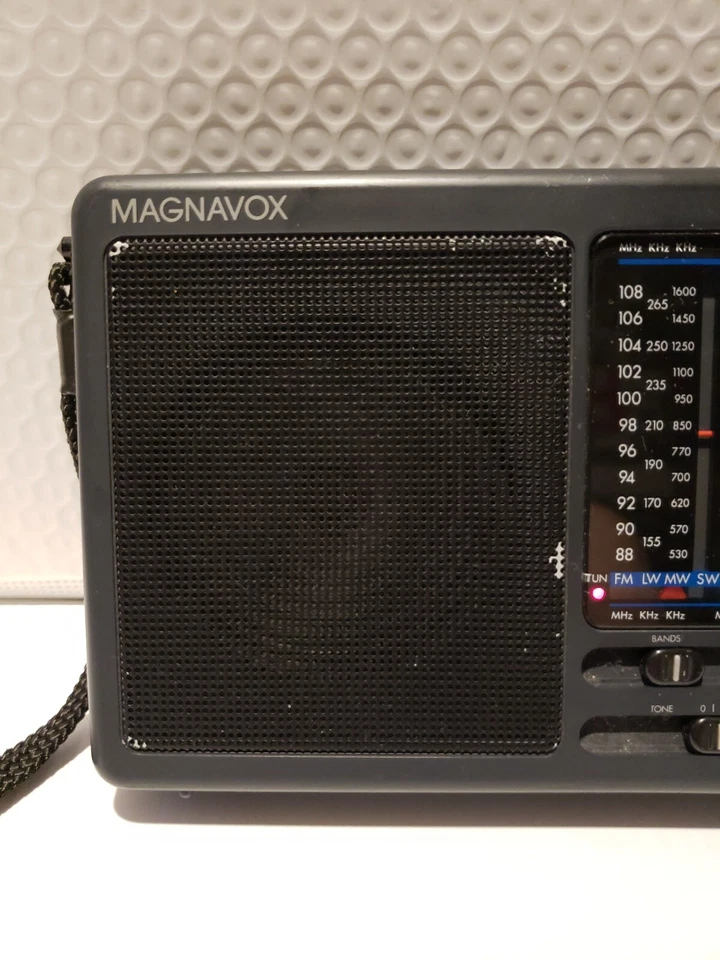 MAGNAVOX D1875 мульти 11-полосный мировой приемник FM/LW/MW/SW радио - Изображение 3 из 4