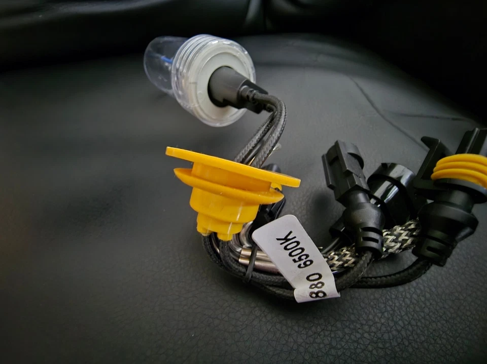 Morimoto XB 880 B611 6500K HID Bulb (one pair ) See Description - Image 3 of 4