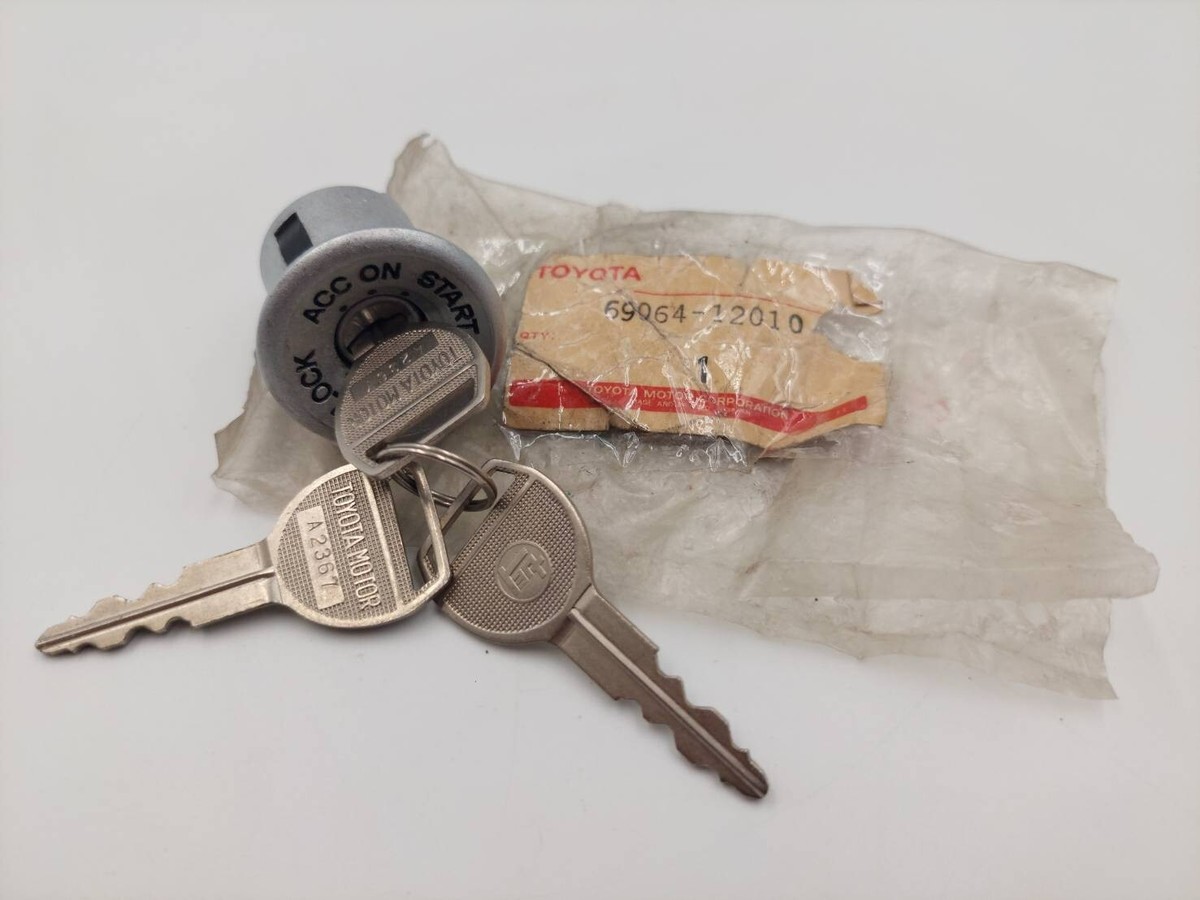TOYOTA Lock cylinder KEY 69064-12010 NOS JAPAN GENUINE | eBay