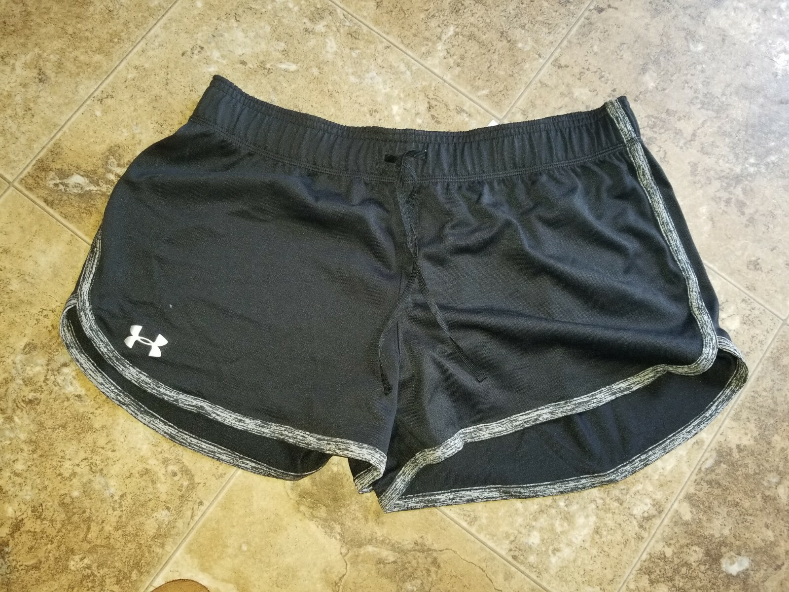 loose under armour shorts