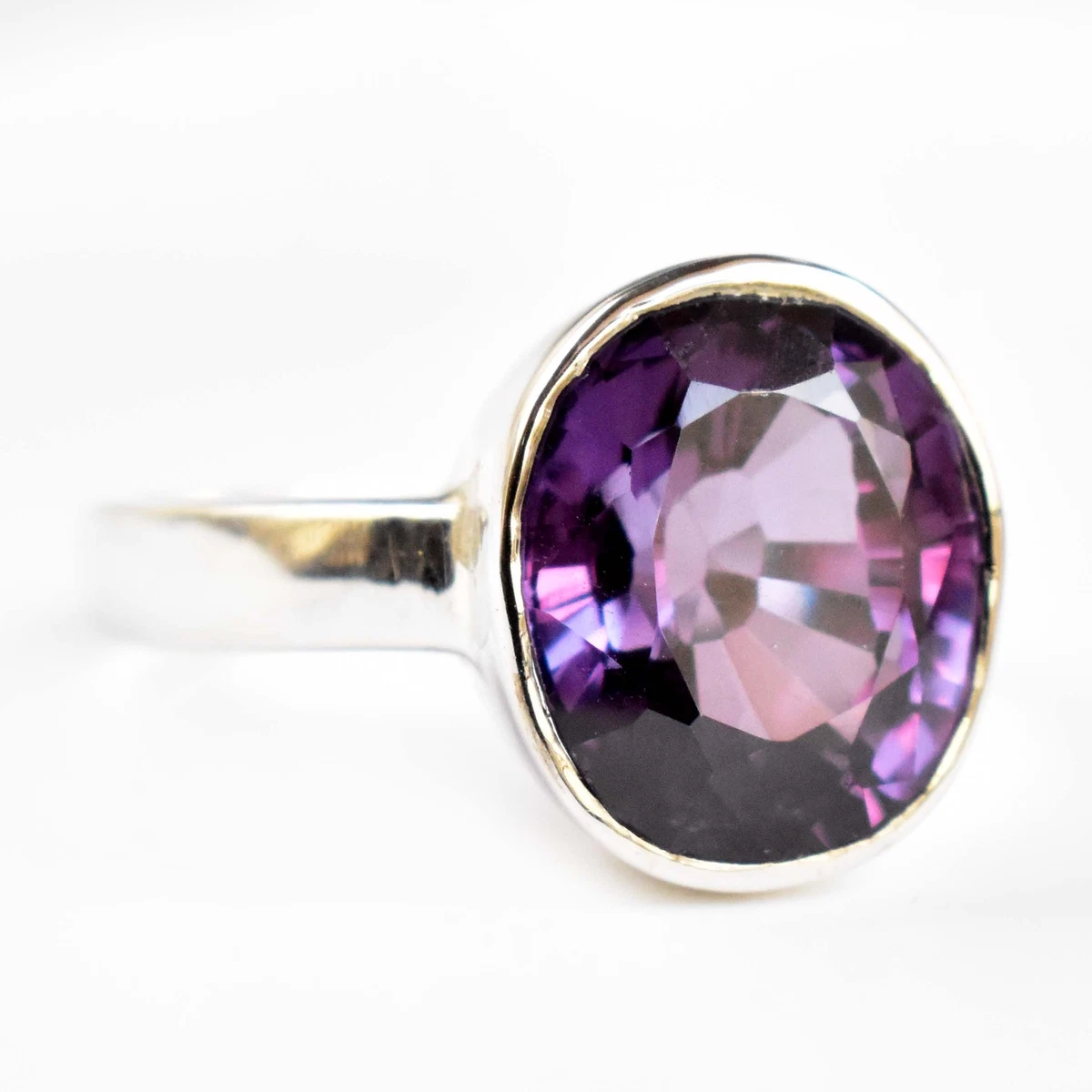 8 Cts Natural Alexandrite Multi Color Oval 925 Sterling Silver