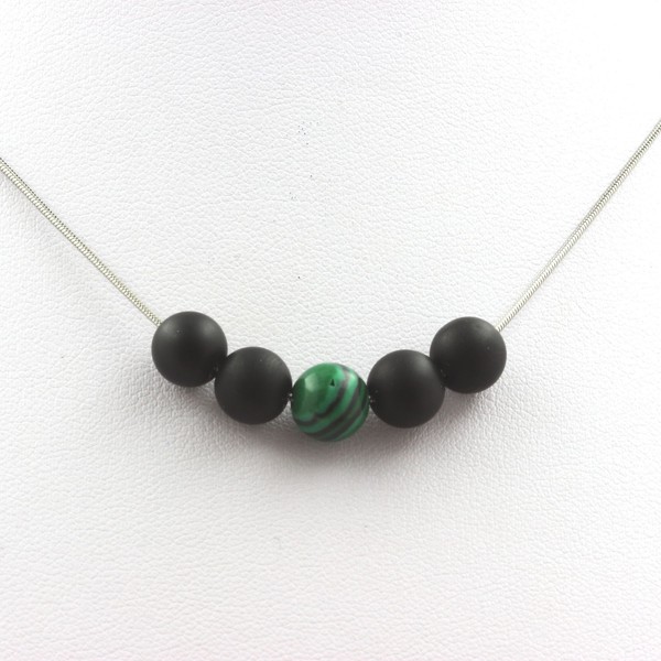 Steine Und MinéRaux. Halskette Perlen Malachit + Schwarz Onyx Matt 8 Mm. Kette-image
