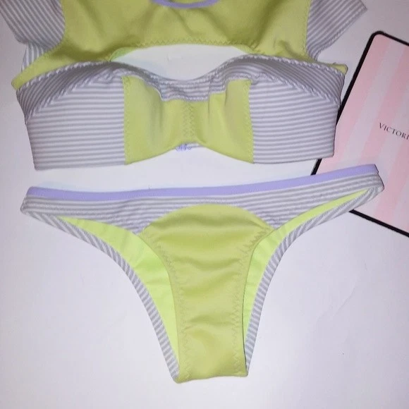 Terno de banho Victoria Secret biquíni médio parte superior grande parte inferior cinza listra verde - Imagem 3 de 4