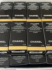 CHANEL VITALUMIÈRE AQUA Ultra-Light Skin Perfecting Makeup SPF15 - CHOOSE SHADE