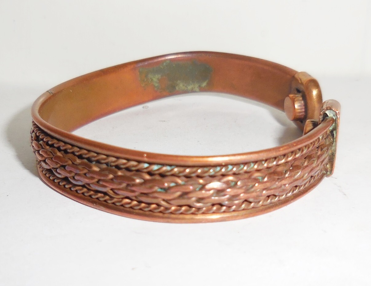 VINTAGE SOLID COPPER CUFF BREACELET BEAUTIFUL HEA… - image 2