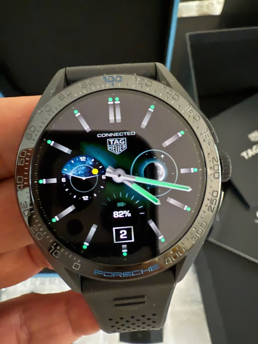 TAG Heuer Connected Calibre E4 Porsche Edition 45mm Titanium TAG Heuer Connected Calibre E4 Porsche Edition 45mm Titanium
