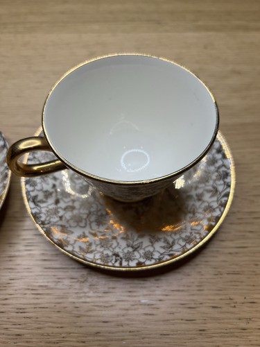 2 Karol China / Eggshell Nautilus Cup and Saucer 22K Gold Trim - Vintage China - Picture 2 of 12