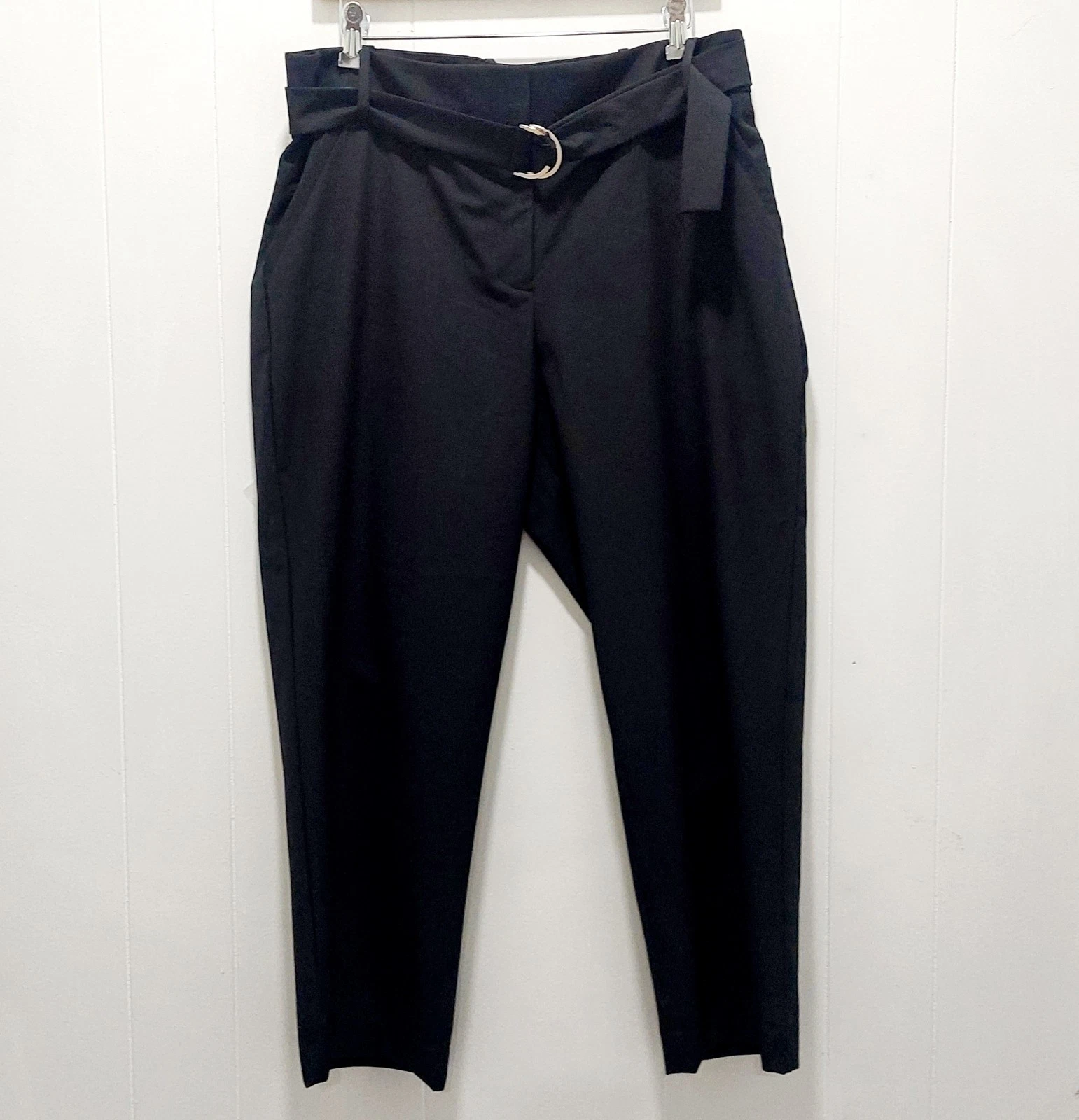 NWT The Limited Women's 12 Black Essentials Capri Pants Career Belted Stretch