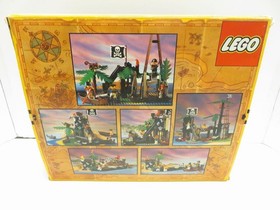 1989 LEGO Legoland Set #6270 Forbidden Island (missing 1 cannon, 2 rifles)