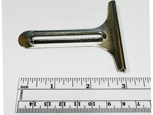 Große ""T"" Stärke - Nähführung (2-1/2"") und zwei Daumenschrauben. - Bild 4 von 4