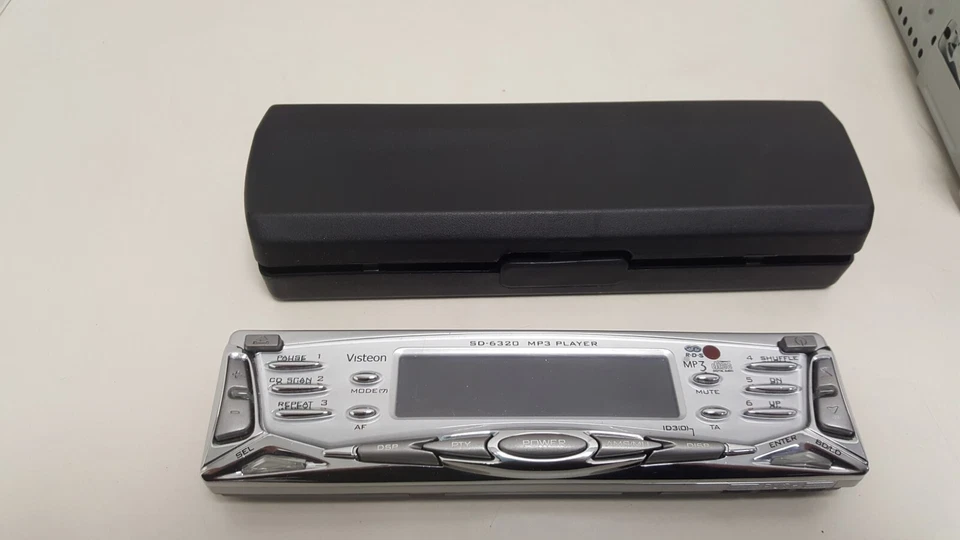 Vintage Car Radio Visteon SD 6310 CD MP3 Player Front Panel Detachable - Image 3 of 4