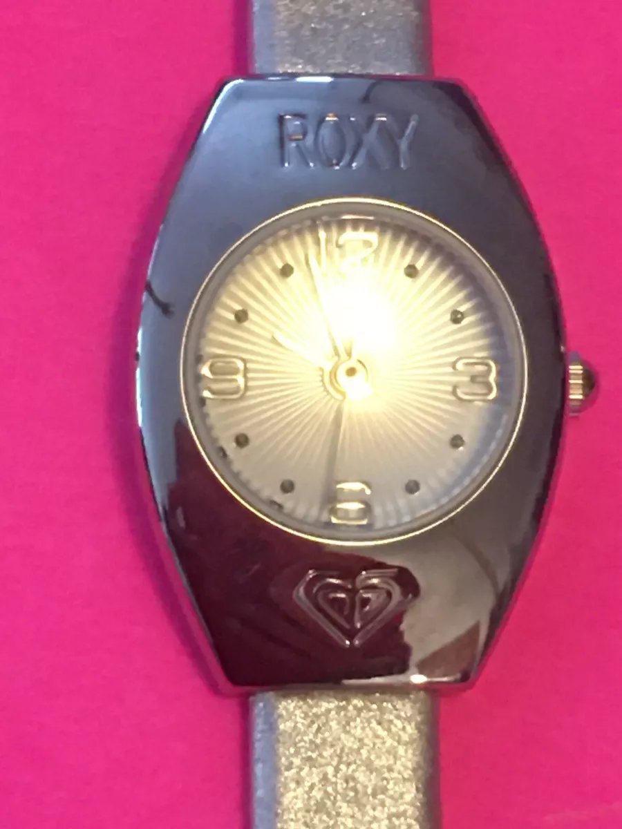 Old stock Vintage Roxy Quiksilver Watch RX3550 silver Leather band