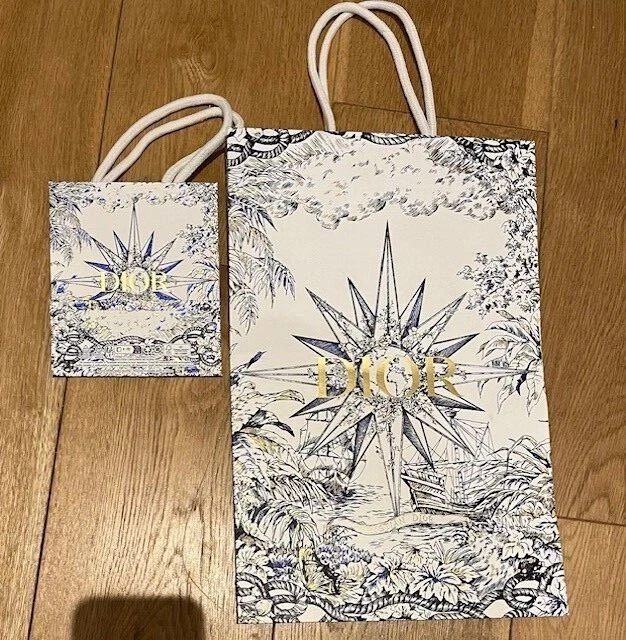 Porte achat Dior x 2   Boîte à chaussures taille et taille bijoux