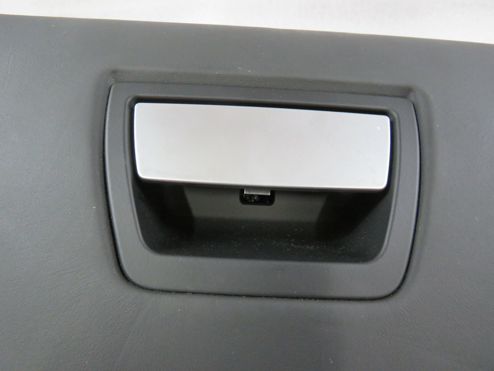 Maserati Ghibli, RH, Right, Glove Box, Black, Used, P/N 6700192740