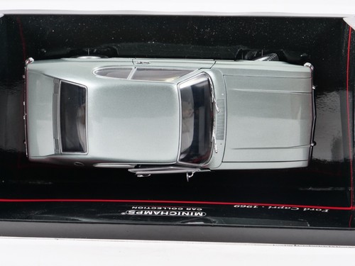 MINICHAMPS 1/18 Ford Capri 1969 Blau Metalic 150 089002 - Bild 7 von 10