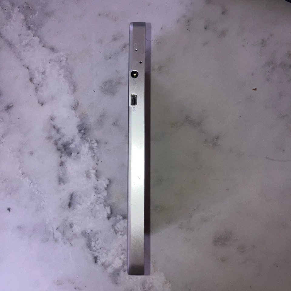 viewsonic viewpad 7 larg screen smart phone V313761 - Image 3 of 4