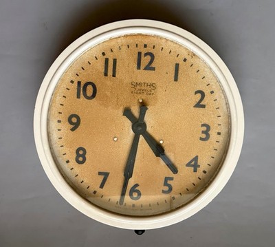 Vintage / Retro 13'' Smiths Wanduhr - große bemalte Bakelit mechanisch 8 Tage
