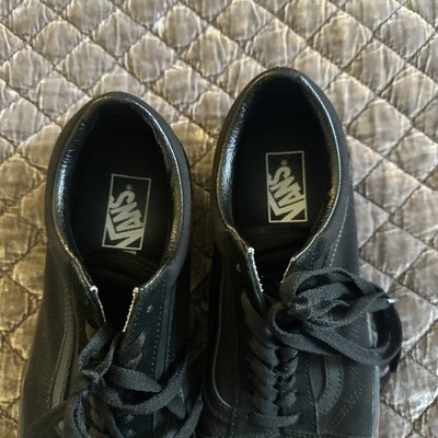 Vans Old Skool Black Flame Sole Mens Shoes Size __ Asymmetrical