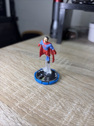 Heroclix Invincible Omni-Man 005 Unique Indy
