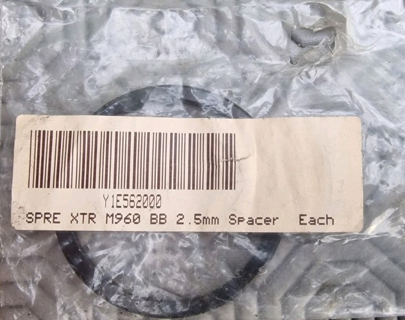 Shimano 2.5mm Spacer for Shimano HollowTech Bottom Bracket