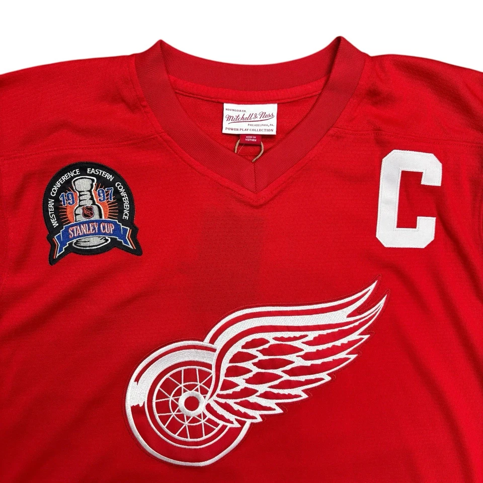 Camiseta deportiva Mitchell & Ness Steve Yzerman Detroit Red Wings '97 Stanley Cup, talla L/XL Foto 2 de 4