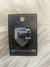 Hard Rock Cafe Reykjavik Iceland Pin - Collectible / New on Card