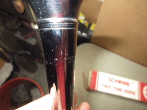 Vtg #05-005 Schwinn Two Tone Horn Stingray Krate Fastback-unused w/box - Picture 4 of 19