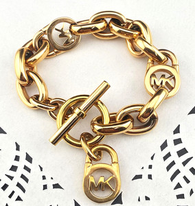 Authentic Michael Kors Logo Gold Plated Oval Link Rose Gold Plate Chain Charm 8" Bracelet
