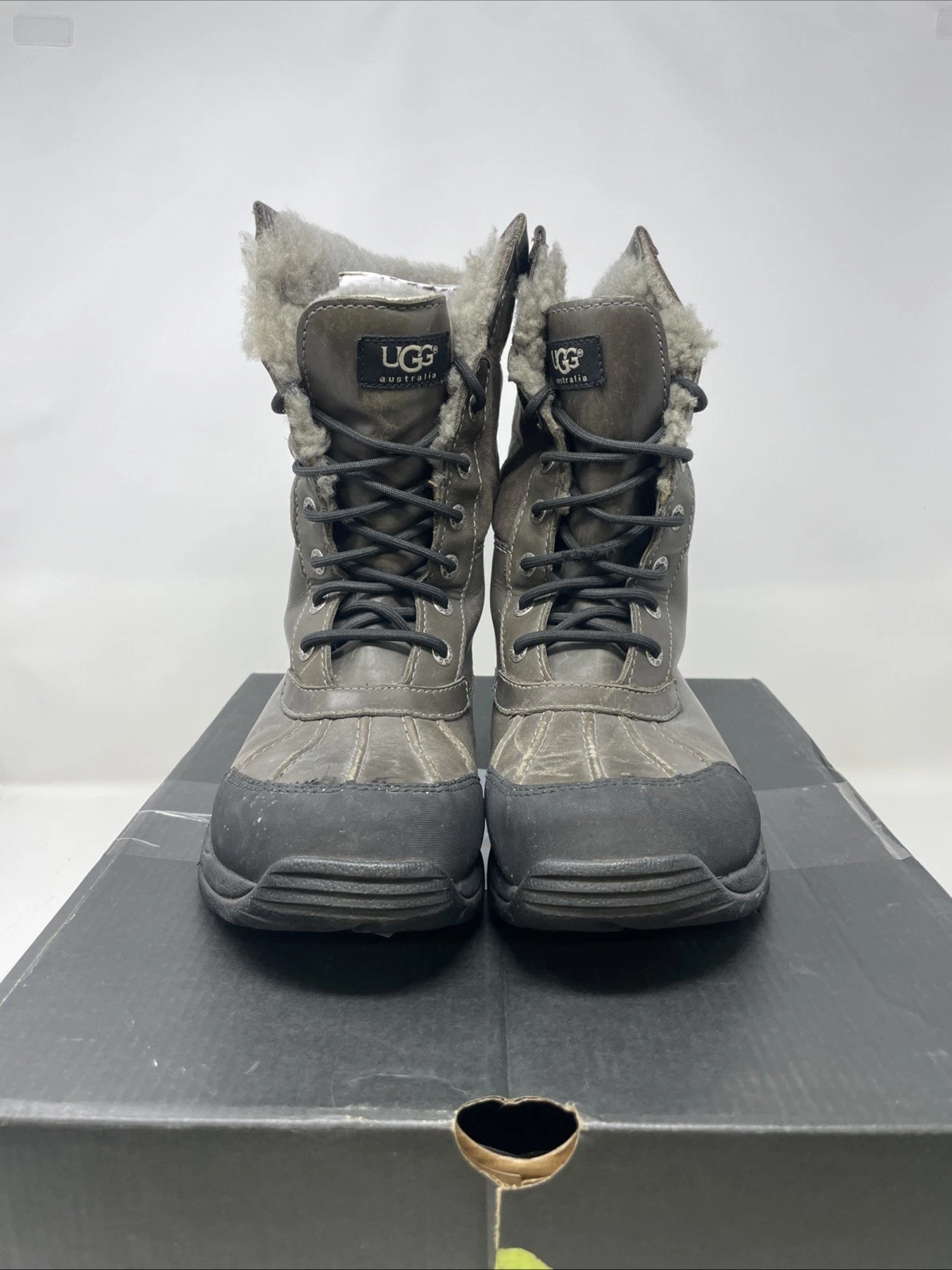 USED UGG Men's Butte Waterproof Leather Boots 5521 Size 7.5