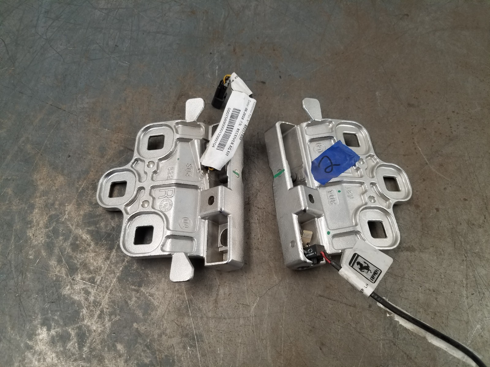 Ferrari Portofino 2017-2019 Roof latch