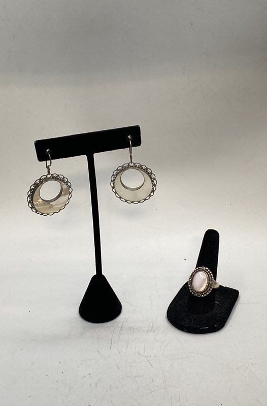 Vintage NF 925 Sterling Silver Mother of Pearl Chalcedony Ring Size 6.5 Earrings
