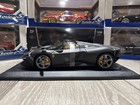 Foto 2 di 8