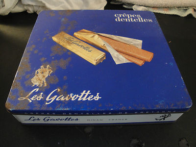 Square metal box ''Les Gavottes''