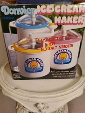VINTAGE Donvier Chillfast Ice Cream Maker 2 Pint - NEW IN BOX  NOS BLUE JAPAN A2