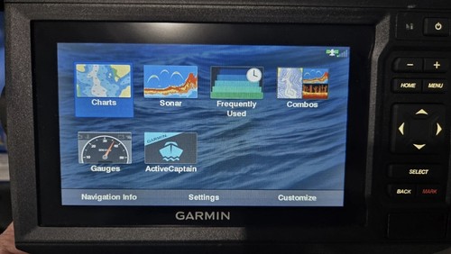 GARMIN ECHOMAP™ UHD 63cv With GT24UHD-TM - Comes With Transducer, Cables, Mount
