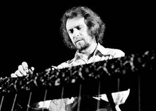 Sneaky Pete Kleinow Of The Flying Burrito Brothers Performs 1971 OLD PHOTO