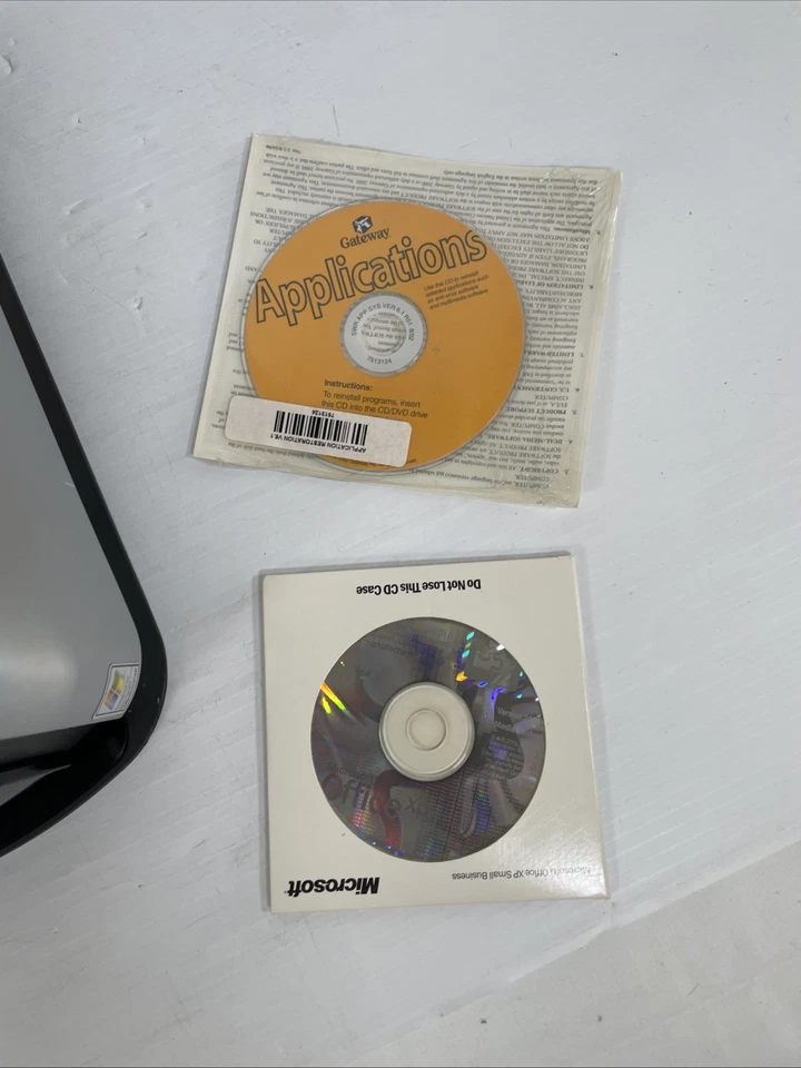 Gateway ESX E-4000 MT Pentium 4 1.80GHz 767MB RAM 40 GB HDD Win XP Pro + Extras - Image 4 of 4