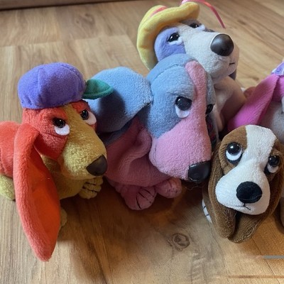 Lot of 6 Vintage Hush Puppies Basset Hound Bean Bag Plush Applause