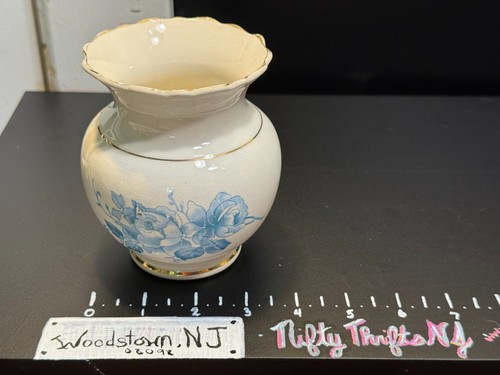 Antique Victorian Porcelain K T & K Semi Vitreous Vase 4" tall blue roses - Picture 3 of 5