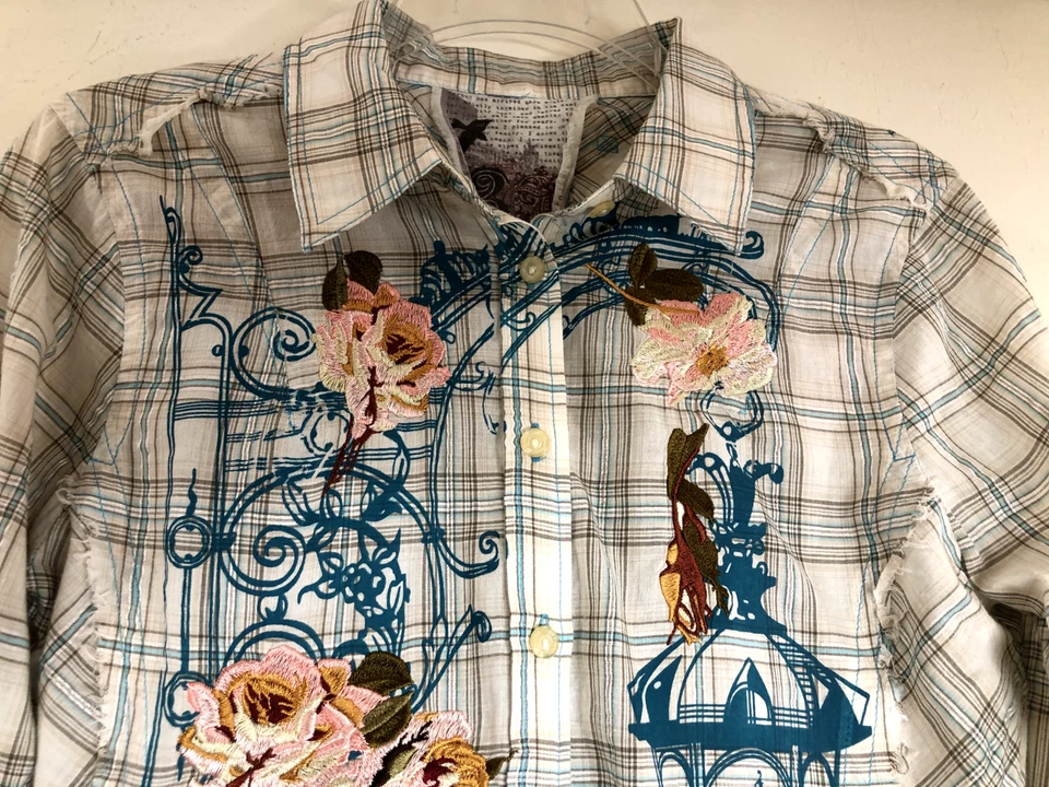 Camisa a Cuadros Bordada Johnny Was 3J Workshop Talla XS Pecho 35" Costuras Crudas Foto 3 de 4